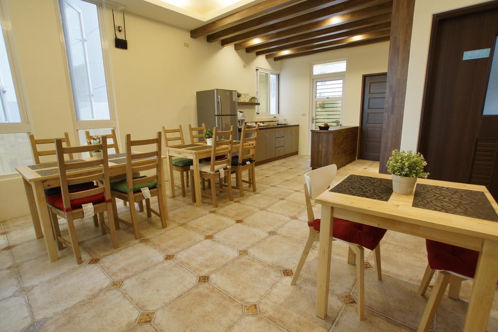 輕旅小站 Soft Travel Hostel Taitung Ngoại thất bức ảnh
