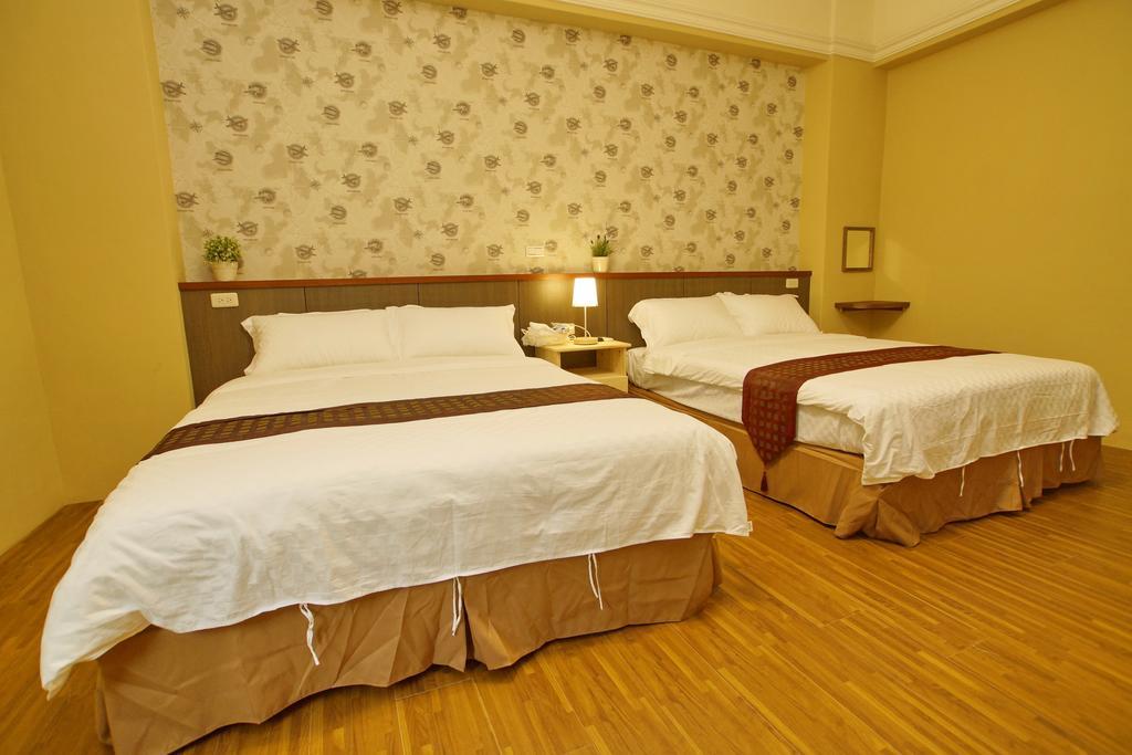 輕旅小站 Soft Travel Hostel Taitung Ngoại thất bức ảnh