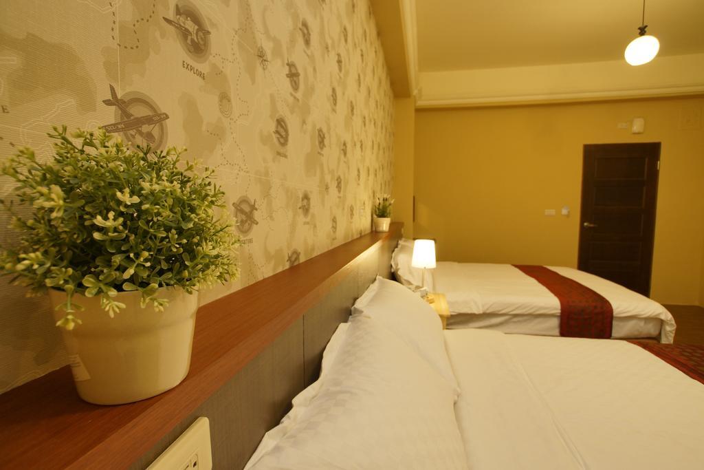 輕旅小站 Soft Travel Hostel Taitung Ngoại thất bức ảnh
