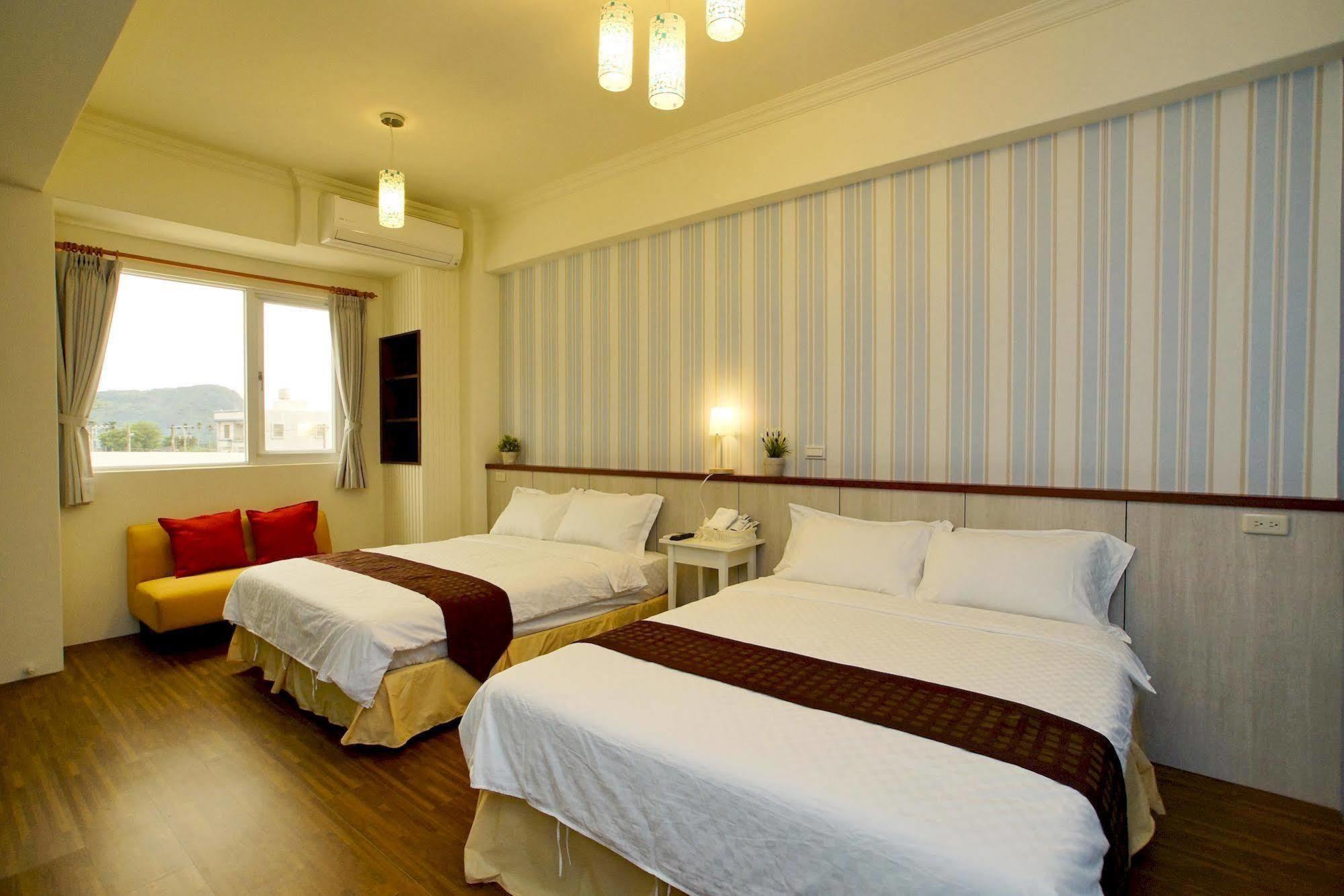 輕旅小站 Soft Travel Hostel Taitung Ngoại thất bức ảnh