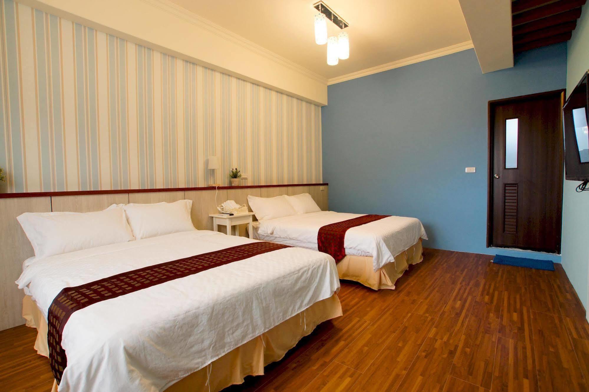 輕旅小站 Soft Travel Hostel Taitung Ngoại thất bức ảnh